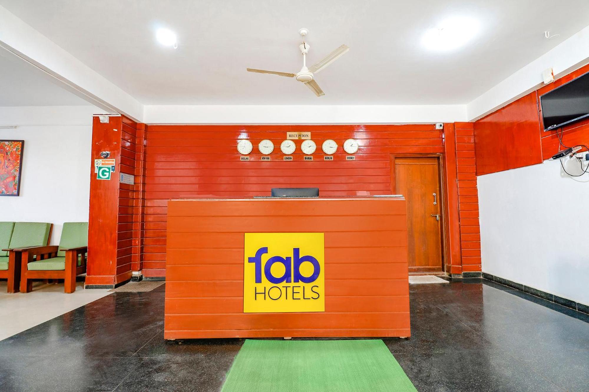 Fabhotel Raj Residency - 1Km From Madikeri Fort Εξωτερικό φωτογραφία